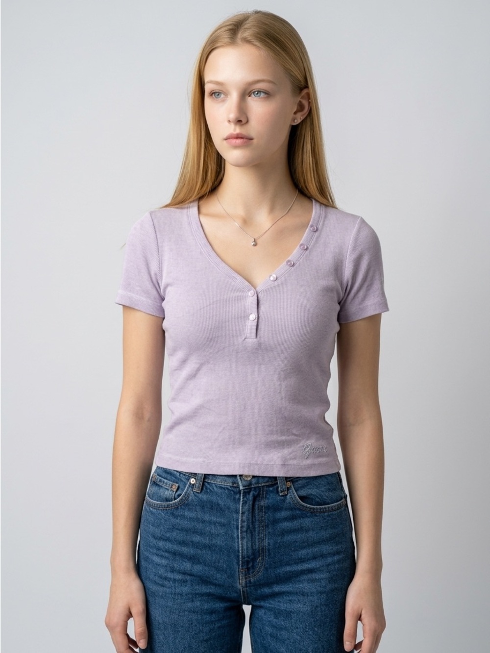 GUESS Lavender Button-Accent Ribbed V-Neck Short Sleeve Top